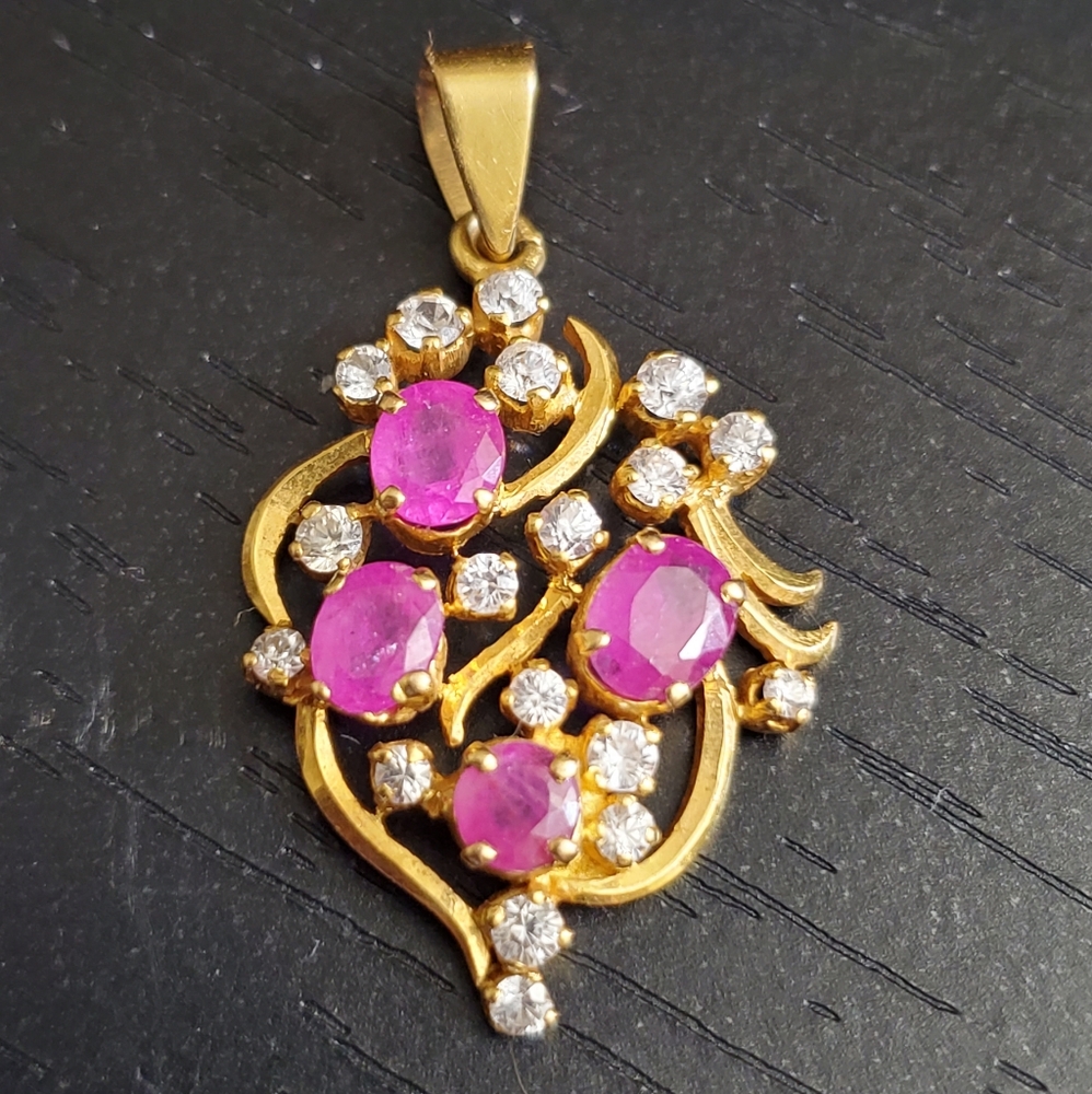 Solid 18k Ruby Pendant! This Is A One Of A Kind Cu - image 1